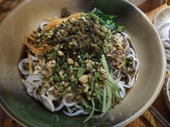 -滇香肴·云南菜蒸汽石锅鱼(云南北路店)