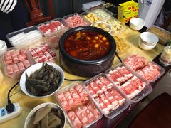 -锅圈食汇火锅烧烤食材超市(聚贤路店)