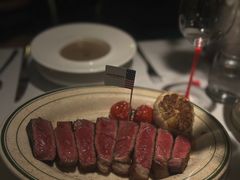 -MONICH牛排融合餐厅(和义大道购物中心店)