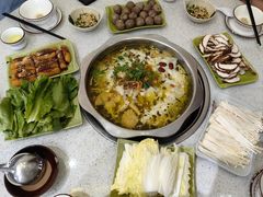 -乙丙丁正宗昭通天麻火腿鸡(总店)