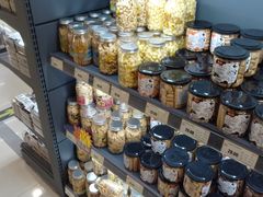 -综合保税区进口商品直销中心(新百店)