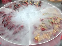 -肥肥虾庄·金牌油焖大虾(汉口城市广场店)