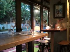 靠窗位-LA  PETANQUE(泰安路店)