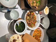 -费大厨辣椒炒肉(高铁吾悦广场店)
