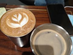 SOE蓝莓拿铁-Au Cafe&Roastery(华侨城店)