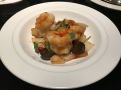 黑蒜大千虾球-北京四季酒店·采逸轩