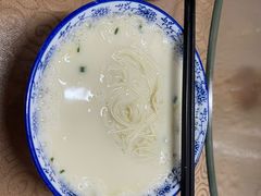 -雪琴面馆富安特色鱼汤面(城中花园店)