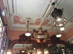 -Majestic Café