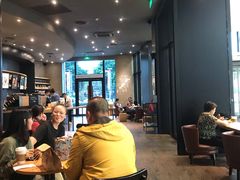 -星巴克臻选(成都来福士店)