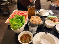 -鲜入唯煮·港式海鲜牛肉火锅(金宝街店)