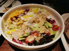 主厨推荐沙拉-Ambra Haus琥珀屋精酿餐厅(宝山店)