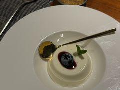 -MONICH牛排融合餐厅(和义大道购物中心店)