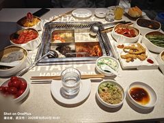 -海底捞火锅(中商百货夜宵主题店)