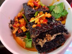 -黑色经典臭豆腐·湖南特产(步行街店)