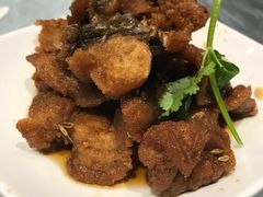-广州中心皇冠假日酒店·百粤楼