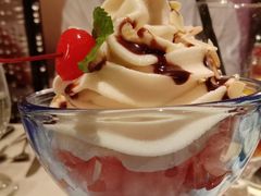 冰淇淋水果圆舞曲-西堤厚牛排(新世界店)