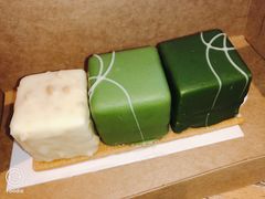 春茶牛乳蛋糕-星巴克(温州万象城商业街店)