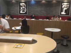 大堂-麦当劳(上百万和城店)