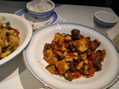 -俏湘厨•地道湘菜(建华南路店)