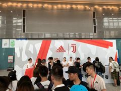 -上海跨国采购会展中心