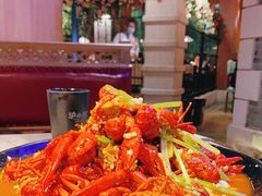 -沪小胖小龙虾(淮海中路旗舰店)