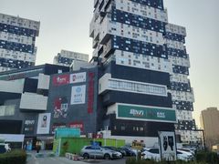 -资和信百货商场