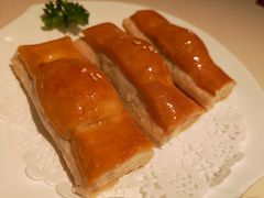 蜜汁叉烧酥-利苑酒家(华熙国际店)