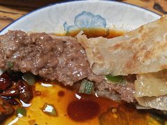 -溢心园香河肉饼总店