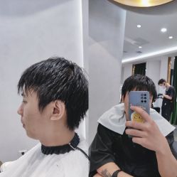 -Kraemer Paris  苏豪路易士·嘉玛发廊