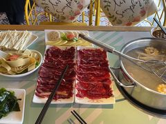 -花田煮鲜牛肉火锅(钟楼众汇店)