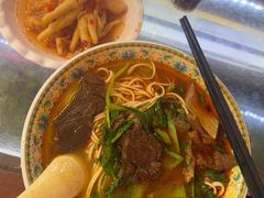 -金杨拉面王小吃面馆·牛三宝面·红烧牛肉粉