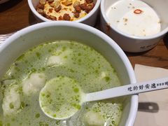 -渝是乎川渝小炒(新世界百货望京店)