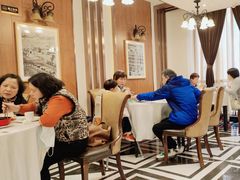 -老人和饭店(淮海中路店)