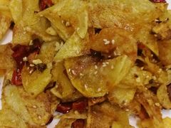 -扒虾小妹儿麻辣海鲜(宏图街店)