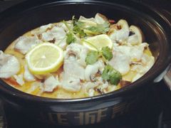 -越城记黑鱼煲(万达店)