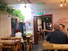 大堂-万记麻辣烫国展总店