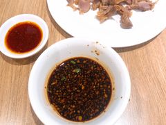 辣椒酱-泰煌鸡·上海白斩鸡·鸡汤面(万航店)