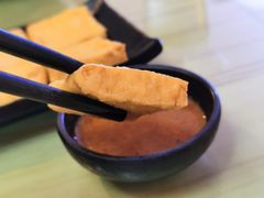 烤石屏豆腐-三根葱云南小吃(砂之船店)