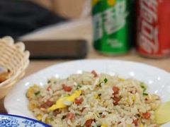 -江城燕子大排档(江汉路步行街店)