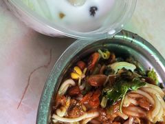 -灵山卢梅燕粉店