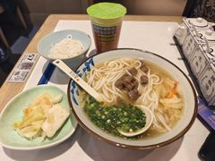 -鑫花溪牛肉米粉(凤凰街创始总店)