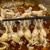 看完渝可渝爱来吃蛙。。。好吃死了啊！