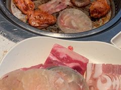 -佰烧海鲜烤肉火锅自助(世茂国际广场店)