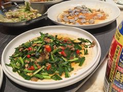 -梁家大院•农家菜(昆山会展中心店)