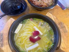 -桥香园过桥米线(国贸店)