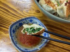 韭菜猪肉煎饺-无名氏宵夜小摊(祝家三姐妹馄饨店)