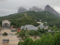 -黄金寨原生态旅游区