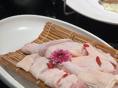 -得意咚瓜·顺德鱼生·冬瓜火锅(深圳首店)