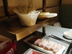 -海底捞火锅(海宁路店)