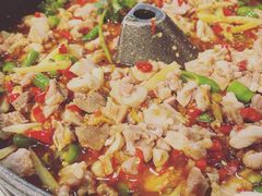 -兔行天下-鸿鹤鲜锅兔(中海国际店)